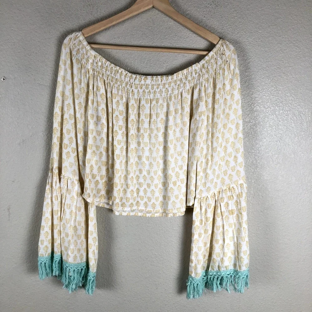Anthropologie Raga Shirt Womens X Small Yellow Geo Cropped Fringe Bohemian‎ Boho